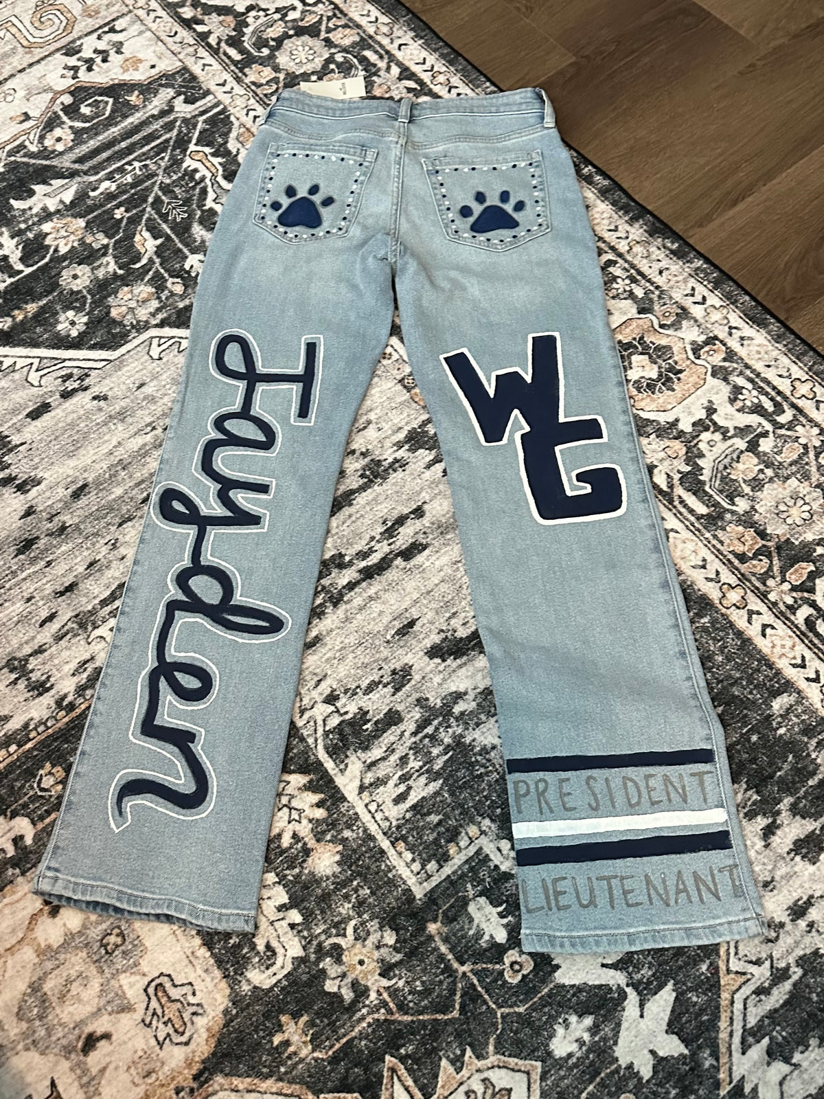 Senior Jeans